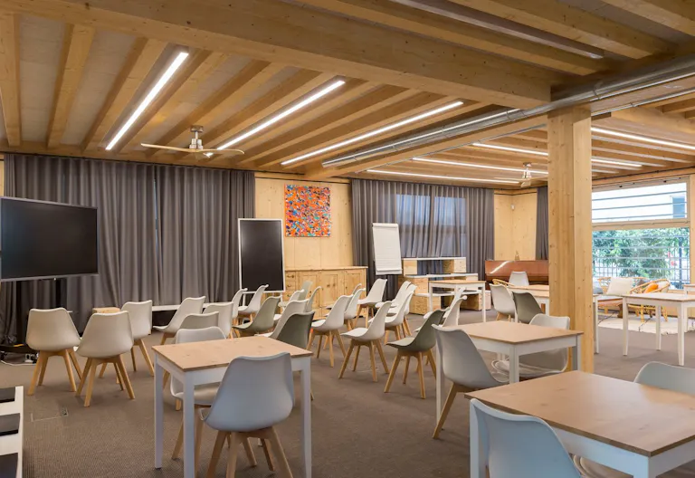Salle 150m2 - Image 2