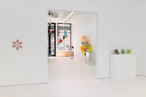 Sleek Storefront Gallery & Event Space in Prime Tribeca Art District - Image 36