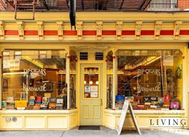 Elegant Midtown South Pop-Up Retail Space: A Blend of History and Versatility - Image 1