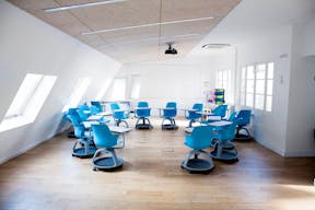 Un espace id�al pour vos formations ou r�union d'�quipe. - Image 1