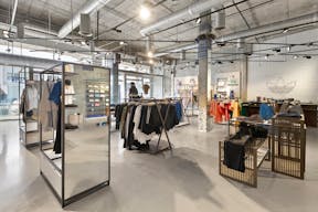 Landmark Melrose Pop-Up Space - Image 6