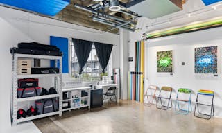 MODERN PHOTO/VIDEO STUDIO | CYCLORAMA, GREEN SCREEN and SEAMLESS BACKDROP | AC, WIFI and SONOS | ALSO PERFECT FOR GALLERY SHOWS AND POP-UPS - Image 2