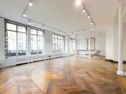 Grand Showroom Le Marais - Image 12