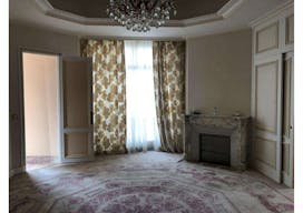 Unique Space in the Golden Triangle - Image 5