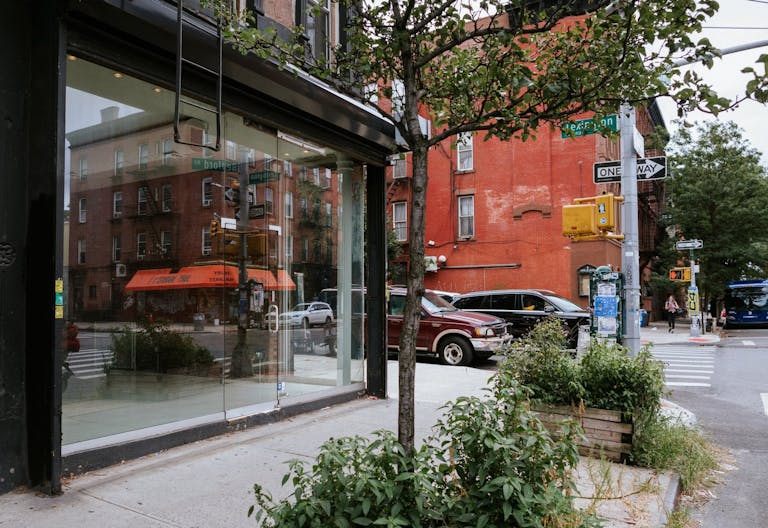 Storefront & Photo Studio w/ Inventory Room (Bed Stuy) - Image 0