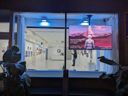 Gloss White Gallery Space on Fairfax Ave - Image 14