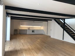 LOFT BAS-MONTREUIL PLACE DU MARCHE: EVENT EXPO SHOOTING SHOWROOM  - Image 1