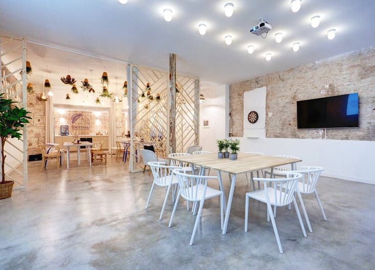 Espace atypique au centre de Marseille - Image 1