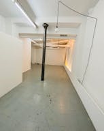 pop up store, vast and bright Haut Marais Paris - Image 3