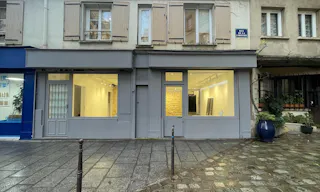 Pop-up boutique in Le Marais - Image 0