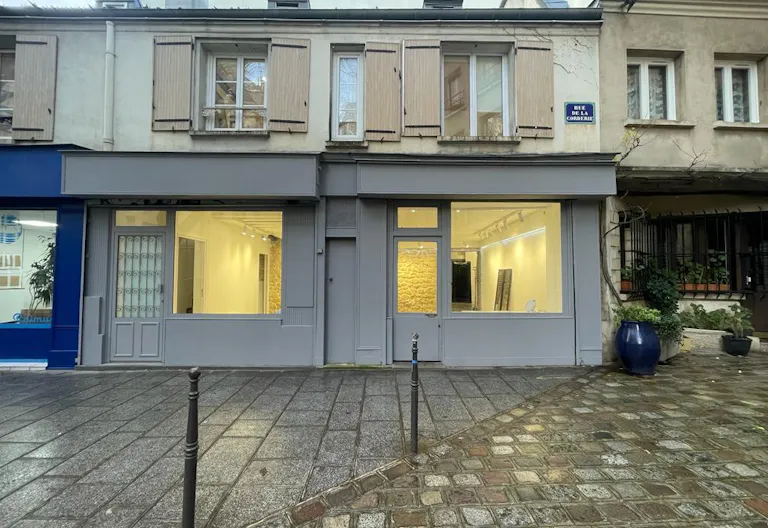 Pop-up boutique in Le Marais - Image 0