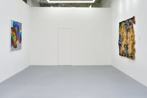 Plenty of Natural Light Surrounded by Restaurants and Galleries - Image 7