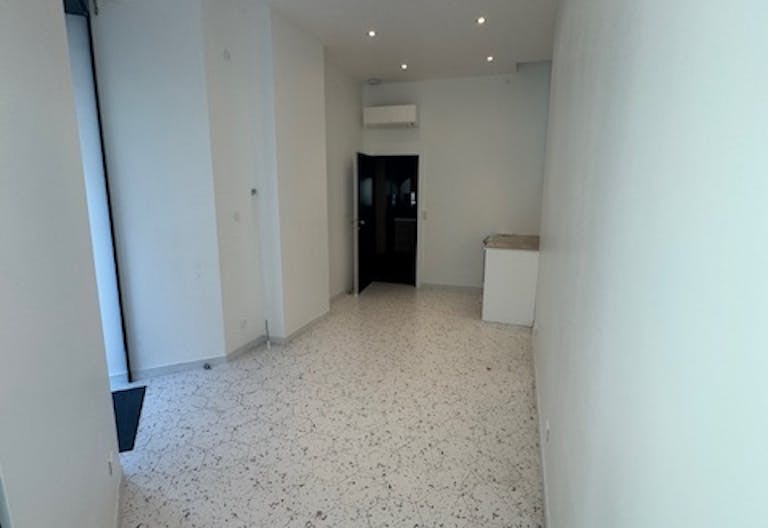 Espace pop-Up coeur du Marais - Image 3
