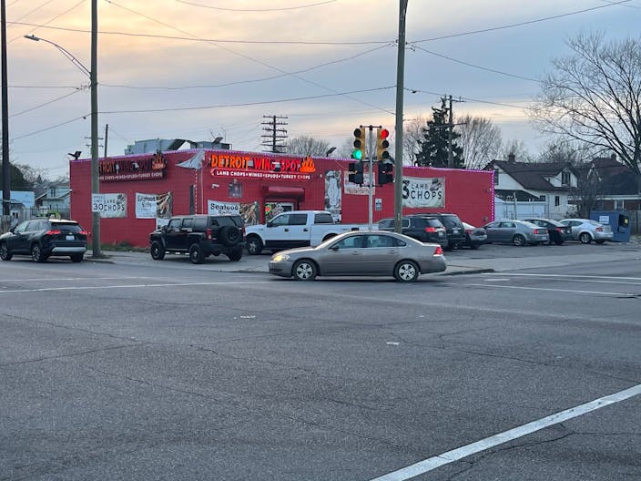 Detroit Wing Spot treasure - Image 0