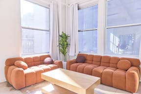 16B Manhattan Showroom & Meeting rental space  - Image 7