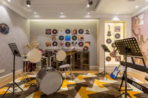 Intimate Music Space in Carthage - Image 0