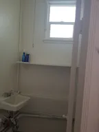 High-Visibility Retail/Creative Studio Space in Prime Mid-City LA Location - Image 5