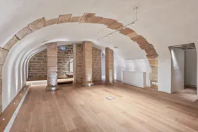 Élégante Galerie Éphémère à Paris - Image 6