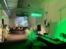 Versatile 600 sqm Ex-Industrial Space in Fashion's Heart - Image 5