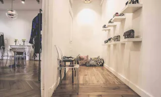 Showroom in Le Marais - Place des Vosges - Ideal Fashion Week - Image 4
