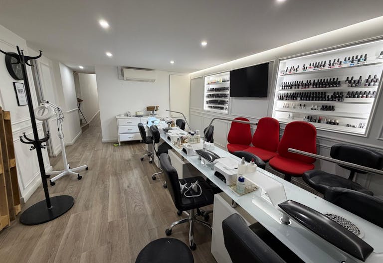 Showroom Paris Chatelet Halles 160m2 - Image 3