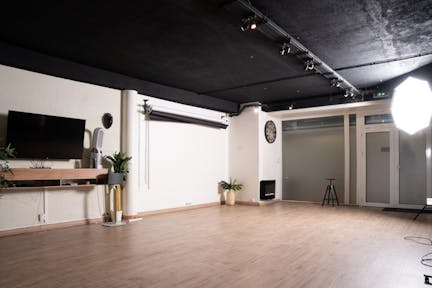 Avenue de verdun Showroom - Image 0