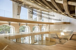 Espace �v�nementiel place du Ch�telet disposant de plusieurs espaces pouvant accueillir des expositions, cocktails, r�ceptions, spectacles - Image 0