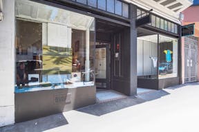 Modern Pop-Up Gallery in Nob Hill - Image 8