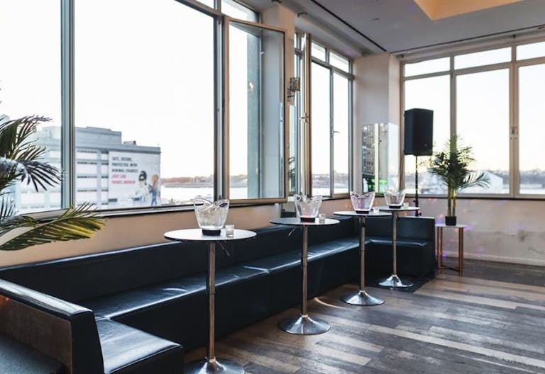 Breathtaking Hudson River Views - Sophisticated and Elegant Venue in Hell's Kitchen - Image 2