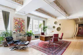 Amazing Showroom Space - Image 1