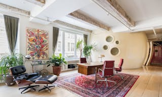 Amazing Showroom Space - Image 1