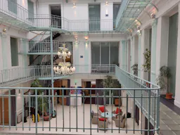 Atypical Space in the heart of Sentier - Image 12