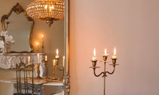 Bohemian meets Vintage apartment - Natural Light, Mantle & Brass Vintage Pieces - Image 1