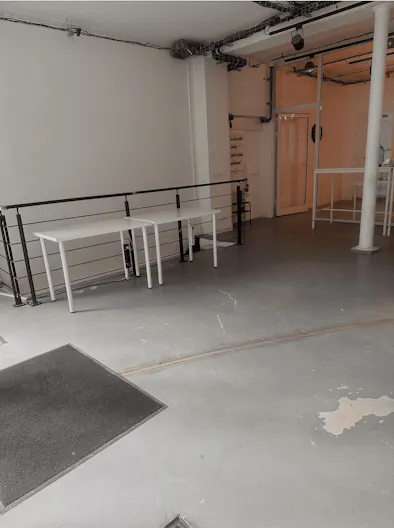 Showroom ''Espace polyvalent'' Paris 10eme arrondissement - Image 3