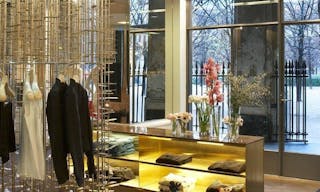 Stunning Shop of 204m2 - Jardins du Palais Royal Paris - Image 1