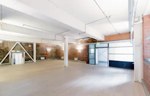 Industrial Event Space in Soho - Image 11
