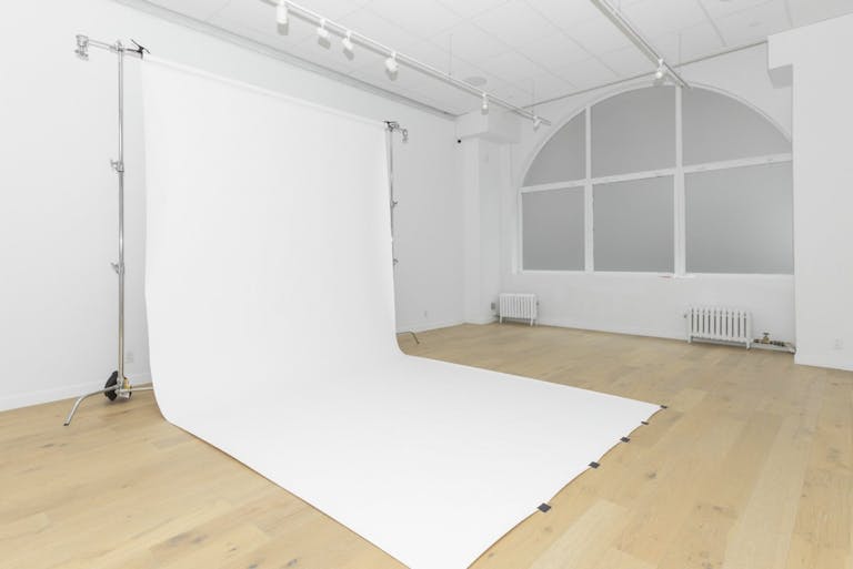 Midtown Photo Studio - Image 1