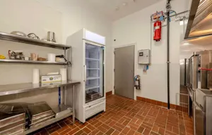 Newly Renovated Centrally Located Venue - one block from NYU - Image 8