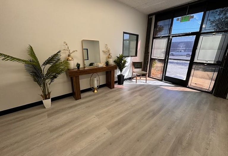 Large creative space near crypto arena - Image 1