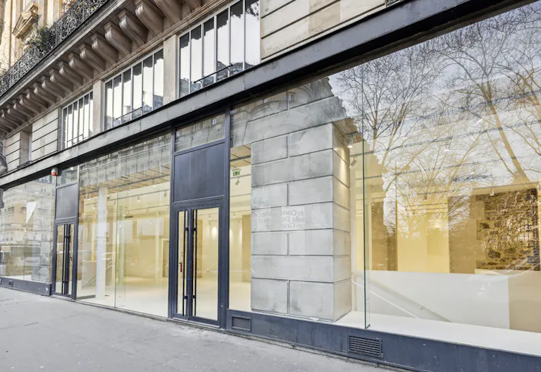 Incroyable Galerie au coeur du Paris Culturel - Image 0