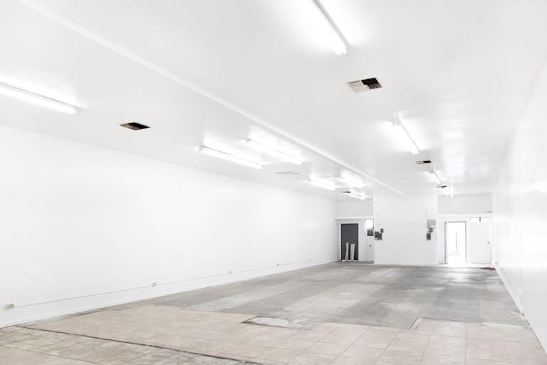 Spacious West Pico Pop Up Space - Image 3