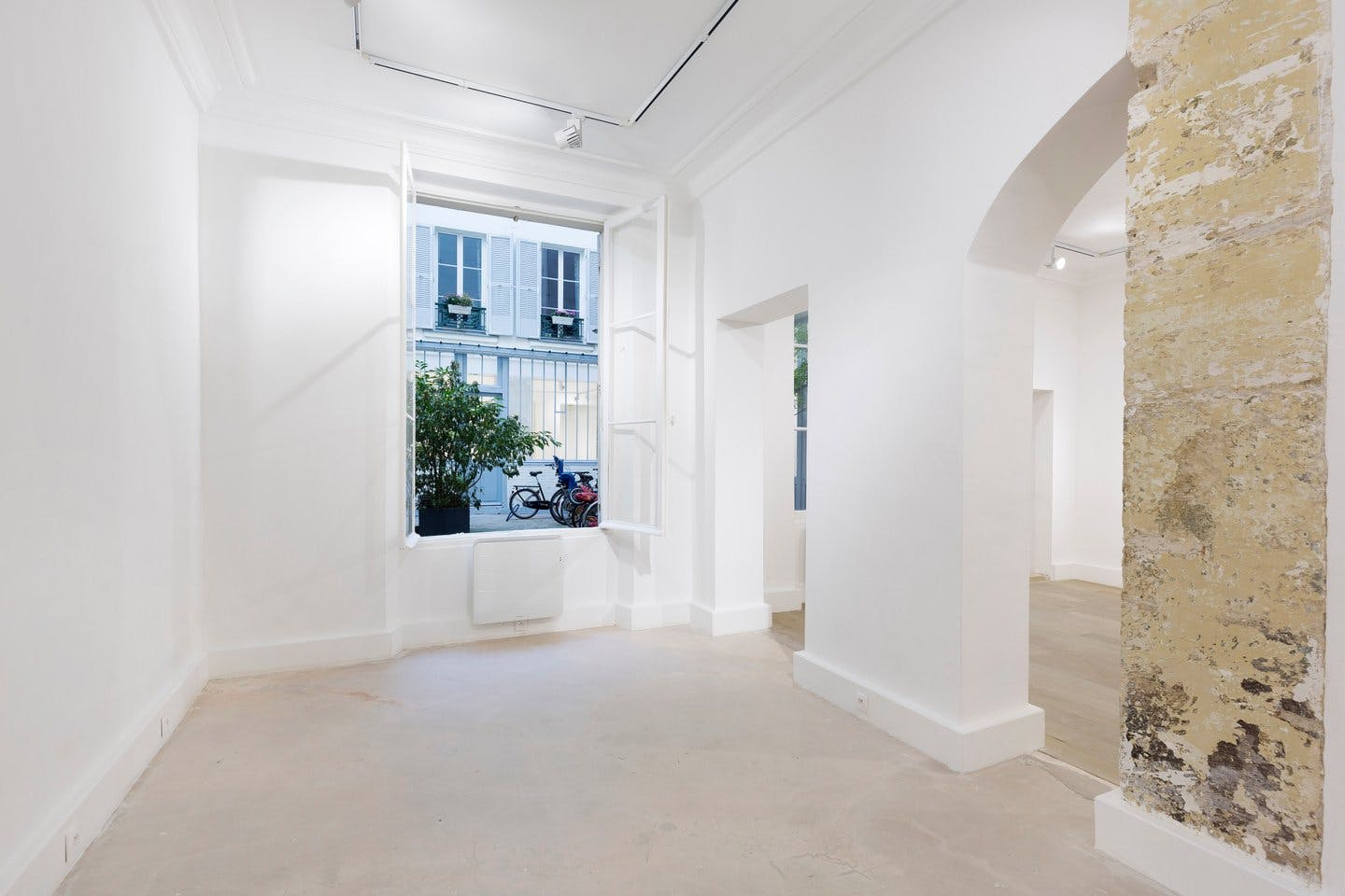 Showroom and Event Space on Rue Portefoin, Le Marais