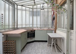 Unique Temporary Boutique Ephémère in Paris - Image 5