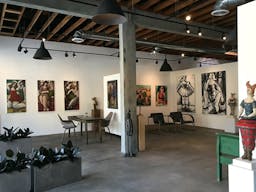 Spacious Industrial, vintage mid town gallery and studio with great natural lighting. - Image 7