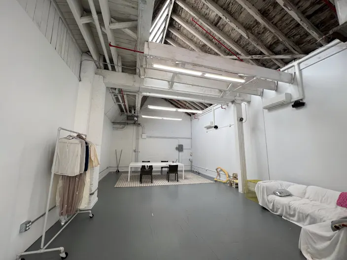 Spacious 1,200 sq ft Gowanus Studio with high ceilings - Image 0