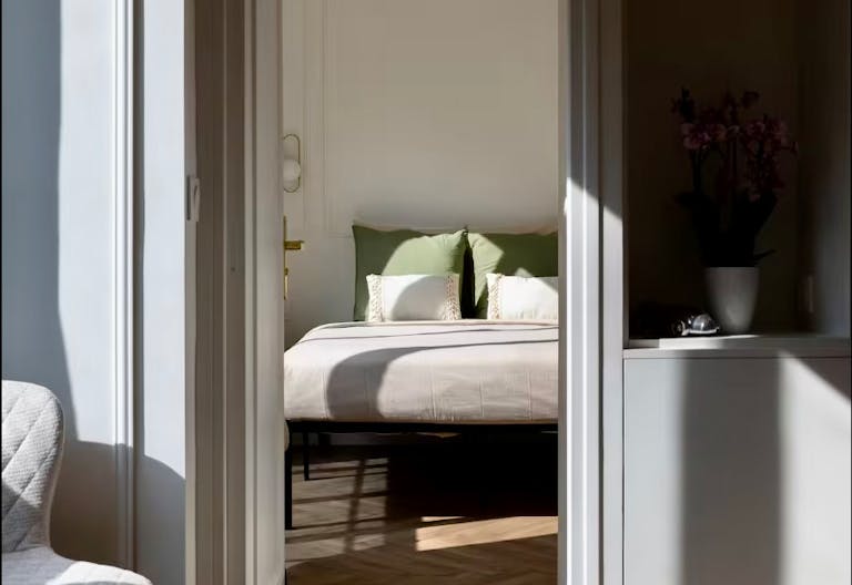 Mythique Chic Marais - Image 4