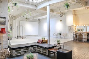 Beautiful Williamsburg Loft Studio - Image 1