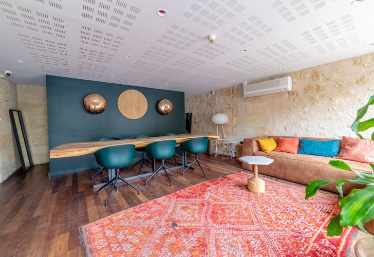 Sophisticated Pop-Up in the heart of Bordeaux - Image 4