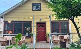 Swoop House in East Austin - Image 0