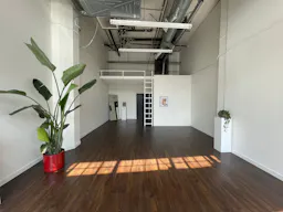 Ground Floor Store Front Multi- Use Retail/ Pop Up Space in Prime DTLA Location - Image 1